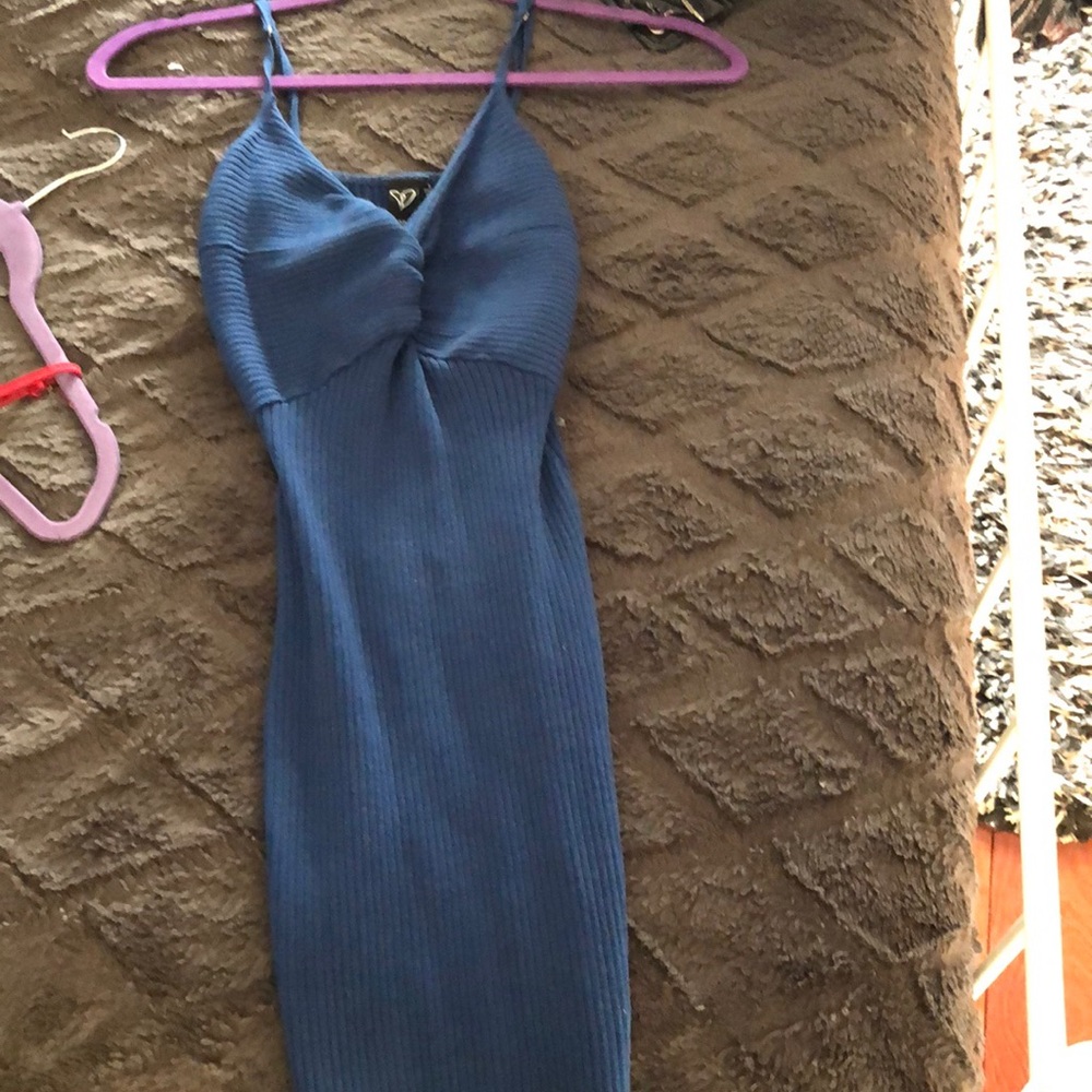 blue bodycon dress